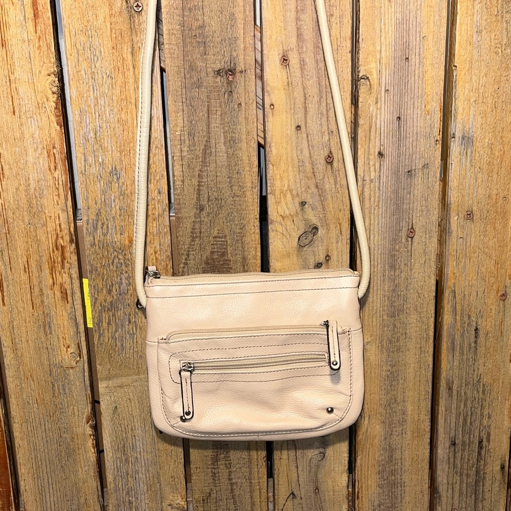 Tignanello Cream Leather Shoulder Bag - Picture 2 of 8